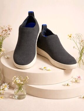 Rothy's The Chelsea Size 8 Black